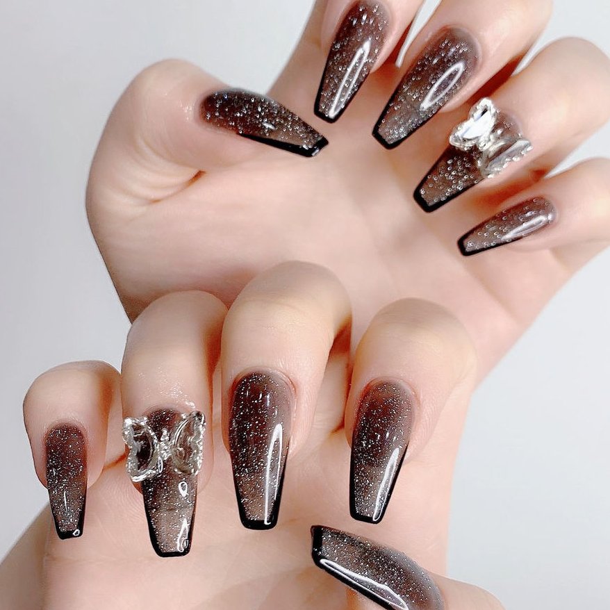 #Diamonds and #marbles make a great day~~and great #nails too. #nailbeauty #nails