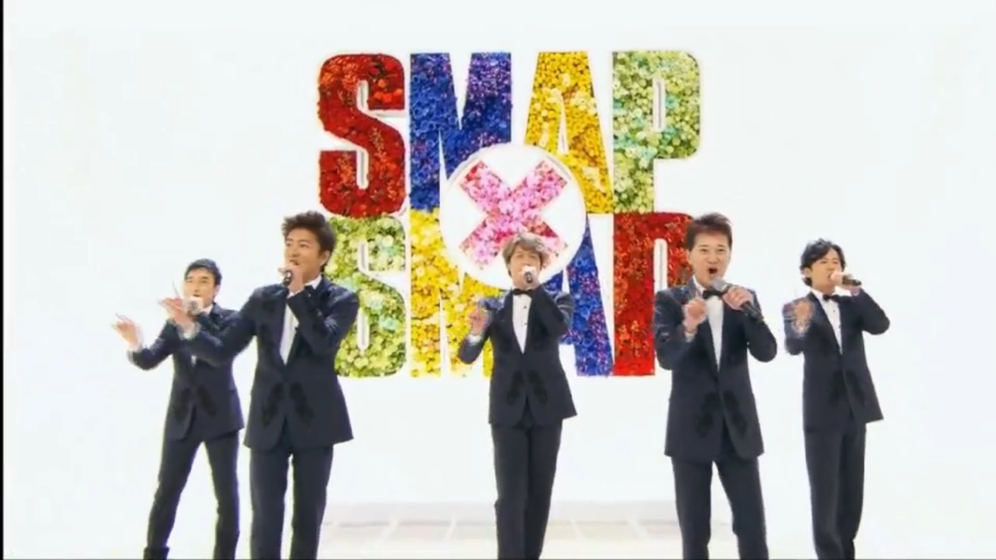 Shota 今日は何の日 1996年4月15日 月 フジ月10枠 Smap Smap 放送開始 Smapをメインmcを迎え 料理 コント 歌を歌うなどの 他ジャンルを1時間にまとめて放送 16年にsmapの活動終了に伴い 番組終了になった Fujitv スマスマ Smap