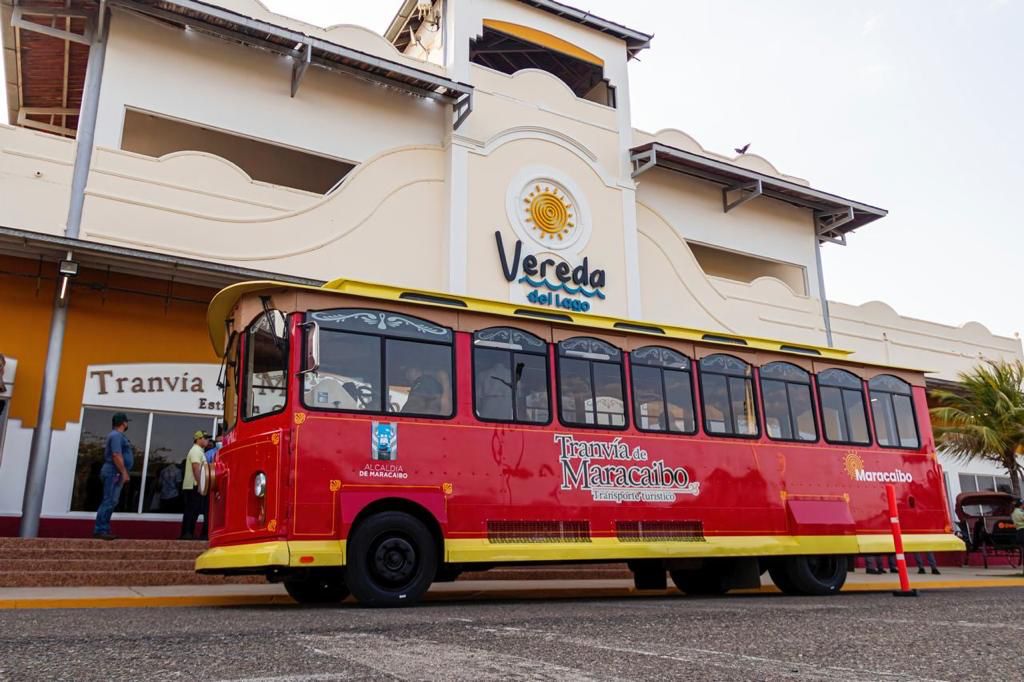 ¡Ha regresado el #TranvíaMcbo!

Te invitamos a visitar el perfil del mejor transporte turístico de la ciudad:
<a href="/Mcbotranvia/">Tranvía de Maracaibo</a> en Instagram y Twitter. ¡Síguenos ya!