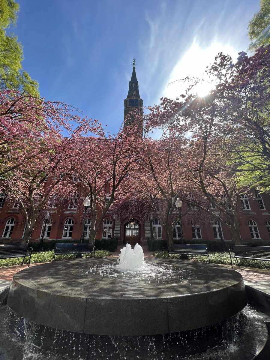 Doesn’t get better! ⁦<a href="/Georgetown/">Georgetown University</a>⁩