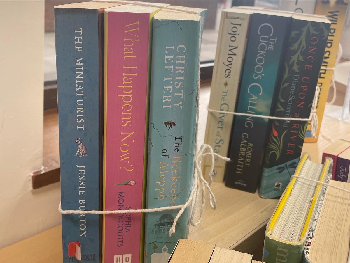 StainesLibrary's tweet photo. Treat yourself to a book bundle this Easter to read over the weekend 🐣🌞fiction books are 3 for £1 and non fiction books are 2 for £1 🎉🎉#surreylibraries #popularauthors #booksale https://t.co/y6nTThlfGQ