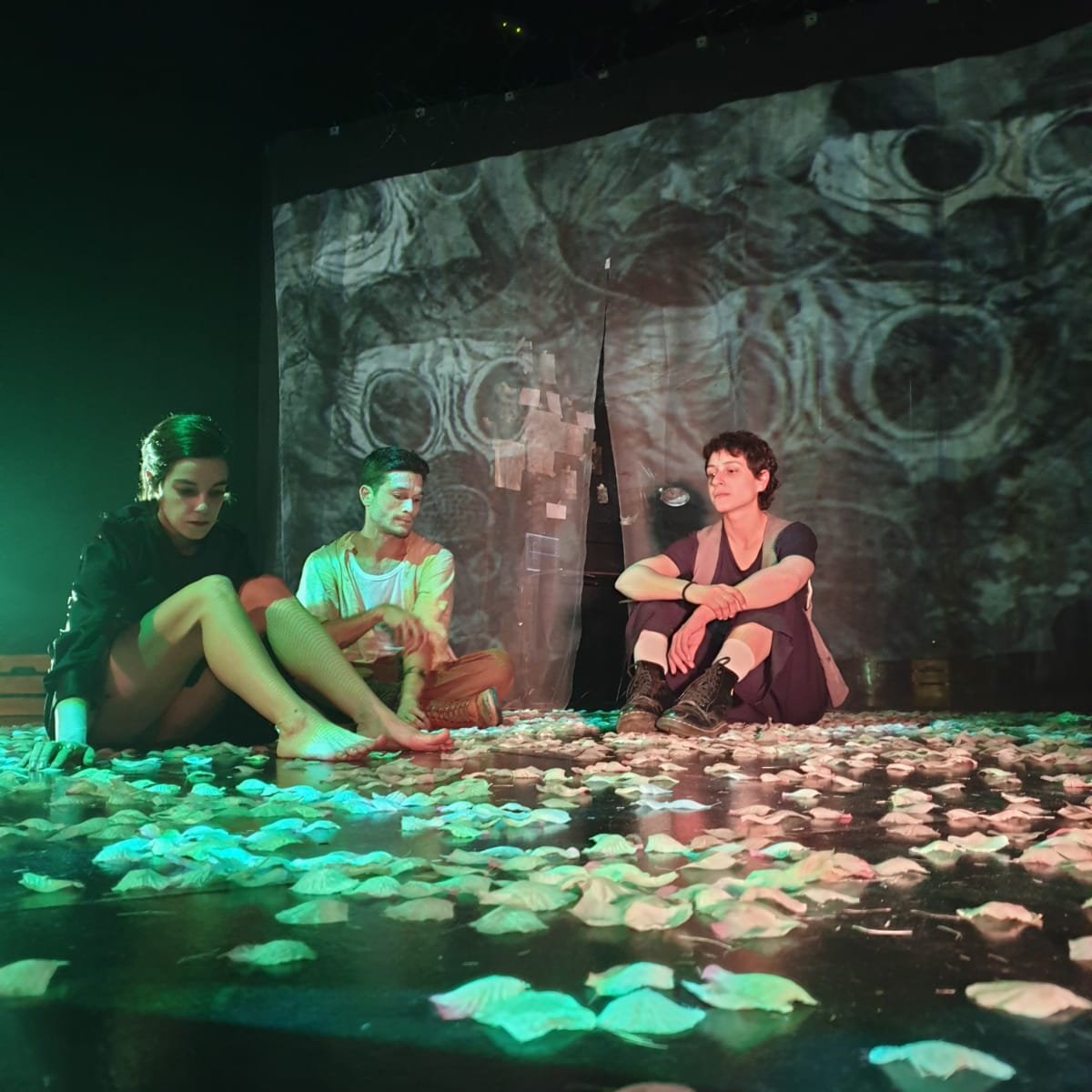 Teatre Tantarantana tweet media