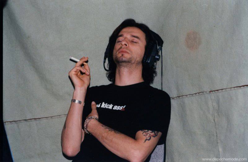grabando sister of night <a href="/hernanred/">Hernan Rojas</a> <a href="/sonarfm/">Sonar 105.3FM</a>