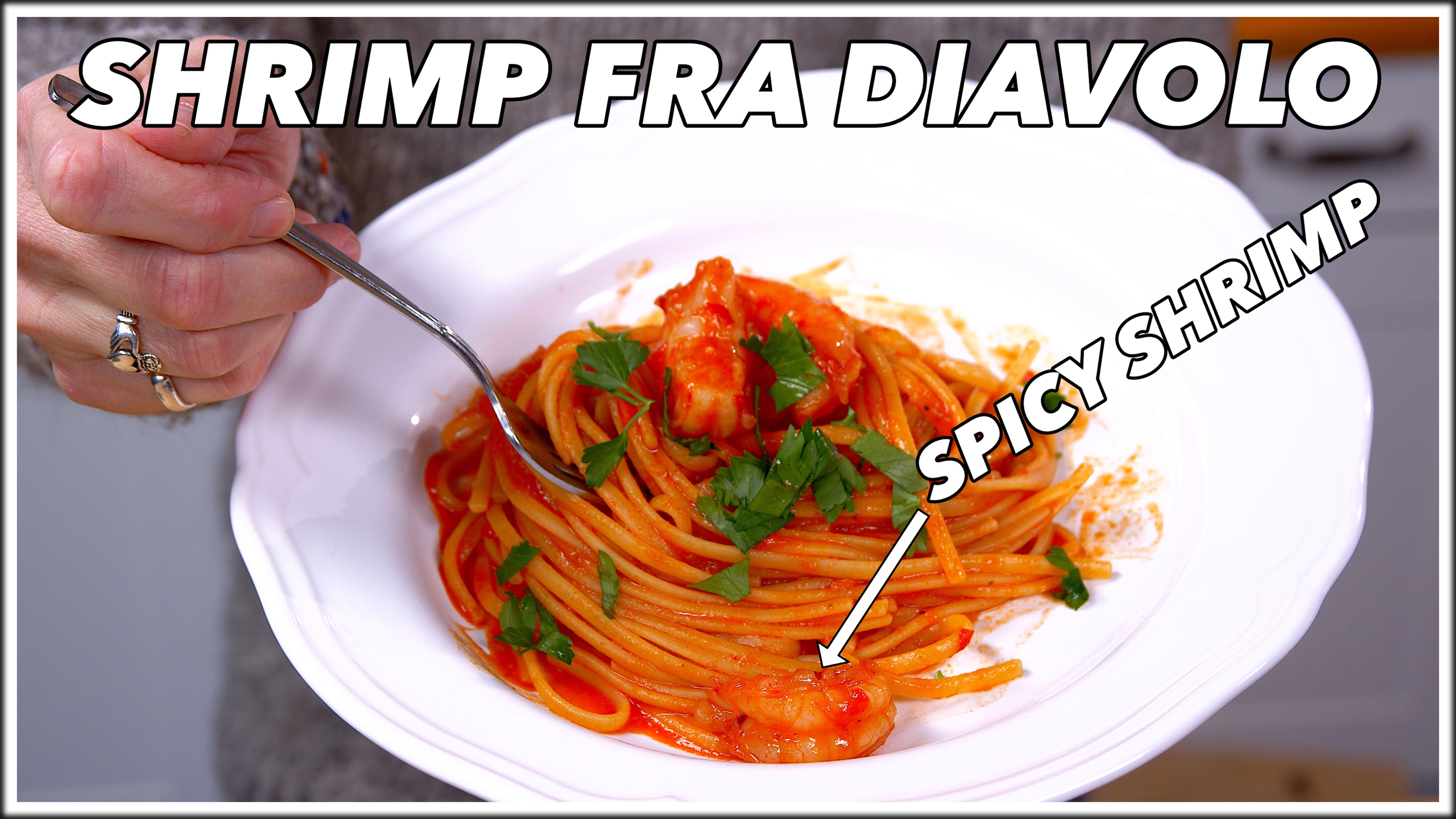 Super easy weeknight meal - Spicy Shrimp Fra Diavolo. 