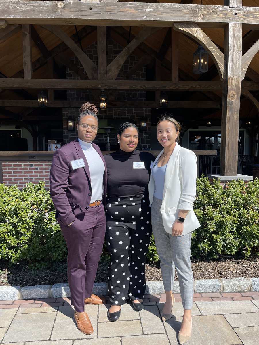 RUGlobalSports's tweet photo. REAL WORLD EXPERIENCE🌎- GSB Class of 2023 partnering with @LPGA to promote renowned @LPGAfounders May 12-15 @UMCC1901. Students collaborating to boost college-level engagement, including chance to win Cup tix at RU Spring Game 🏈 Apr 22 &amp; @RutgersU Day at Cup May 12.⛳️🙌 https://t.co/EgEGSbDPCS