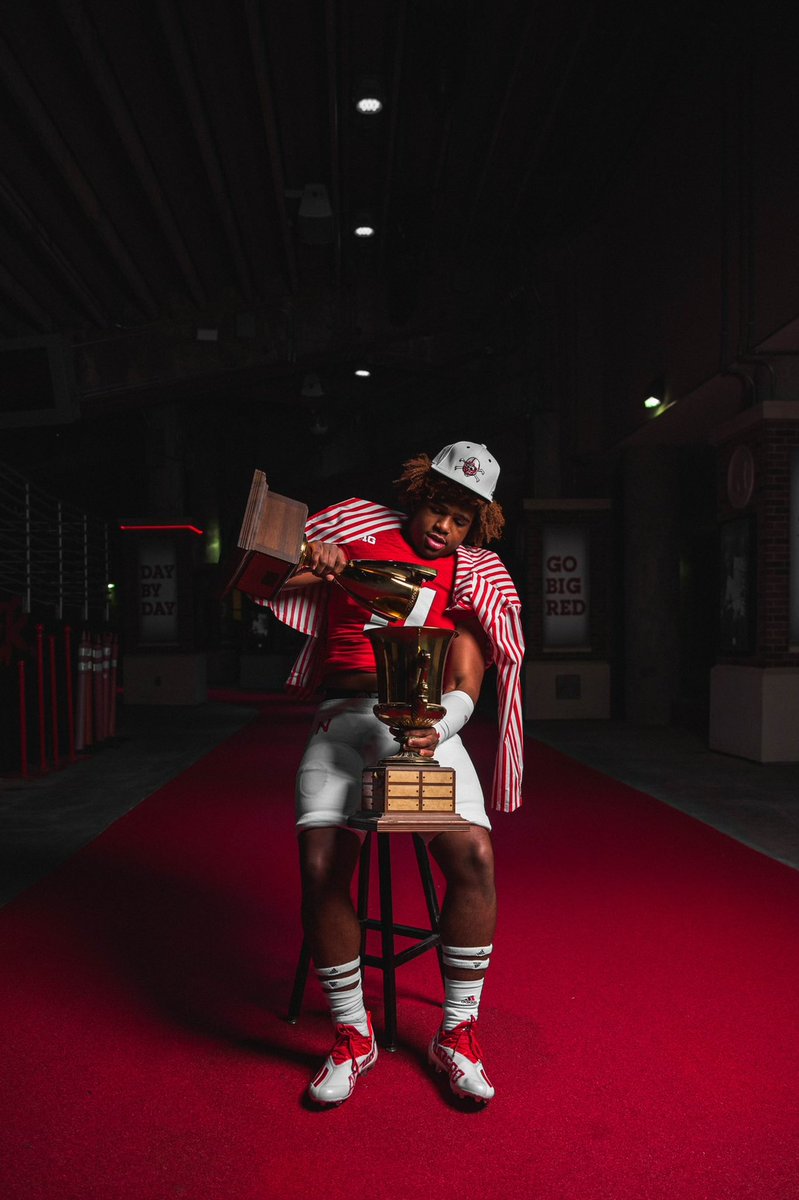 djjohnson232's tweet photo. Great visit at Nebraska ❤️🤍 #GBR @HuskerFBNation @BarrettRuud @coach_frost @DutchtownFB1 @coachfedd @niketaq https://t.co/4mbU4uS3s5