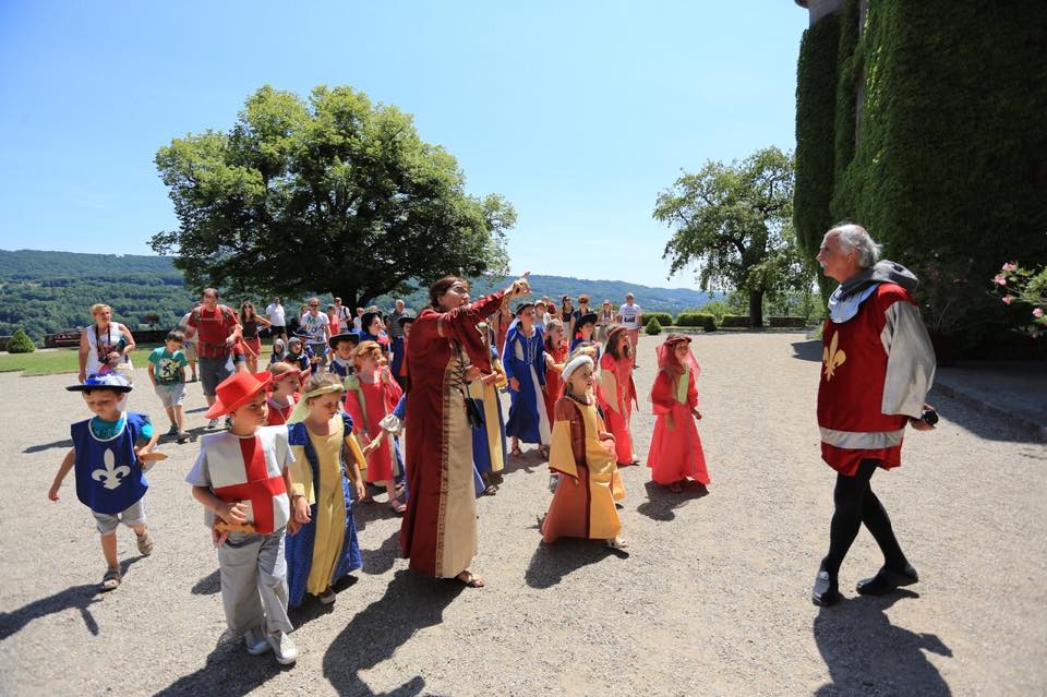 Ces vacances le Château de <a href="/pesteils/">Château de Pesteils</a> vous donne RDV pour des animations spéciales pour les enfants ! Jeux, contes et chasse aux oeufs... Ils vont adorer !
chateau-pesteils-cantal.com
#Vacances #paques2022 #cantal