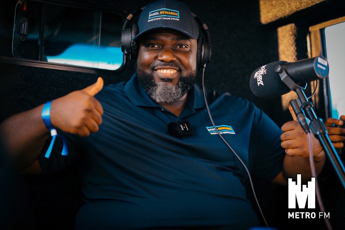 Talking to Frans Maluleke, Senior Brand and Marketing Manager <a href="/SasolSA/">Sasol</a> as we broadcast from Sasol Circle Centre Centurion #TheTouchDown #SasolRewards