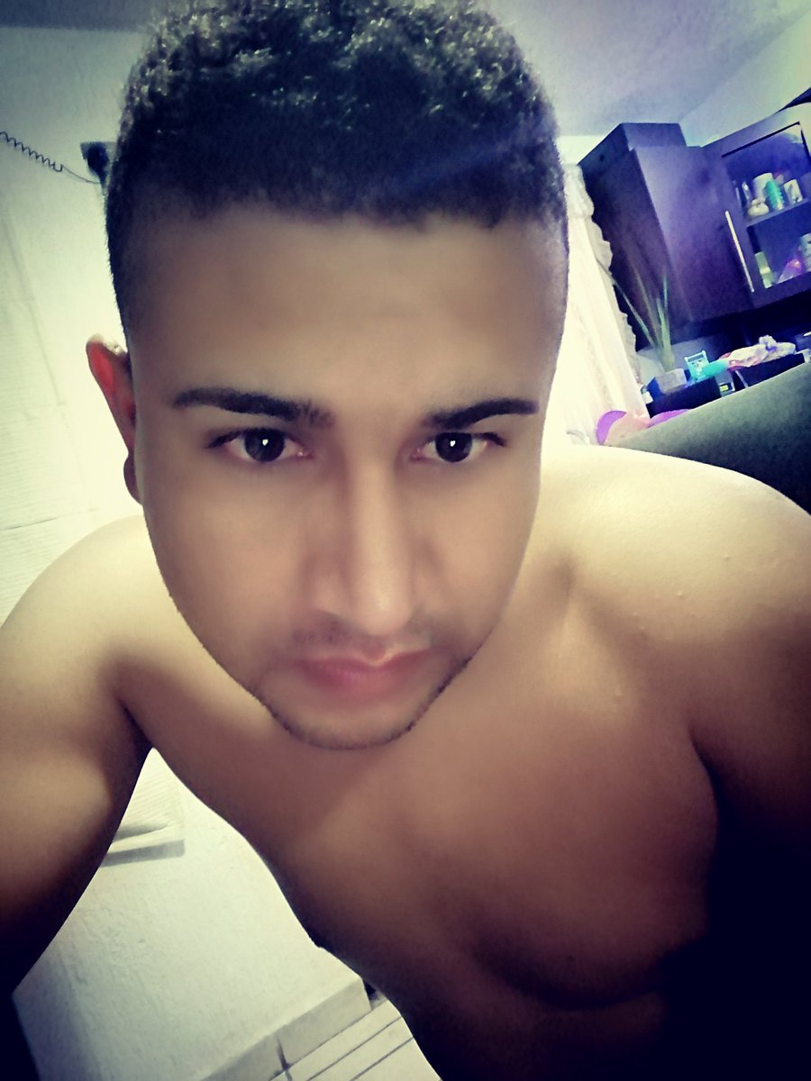 Victorm41531555's tweet photo. #NuevaFotoDePerfil https://t.co/0JiP6kATZW