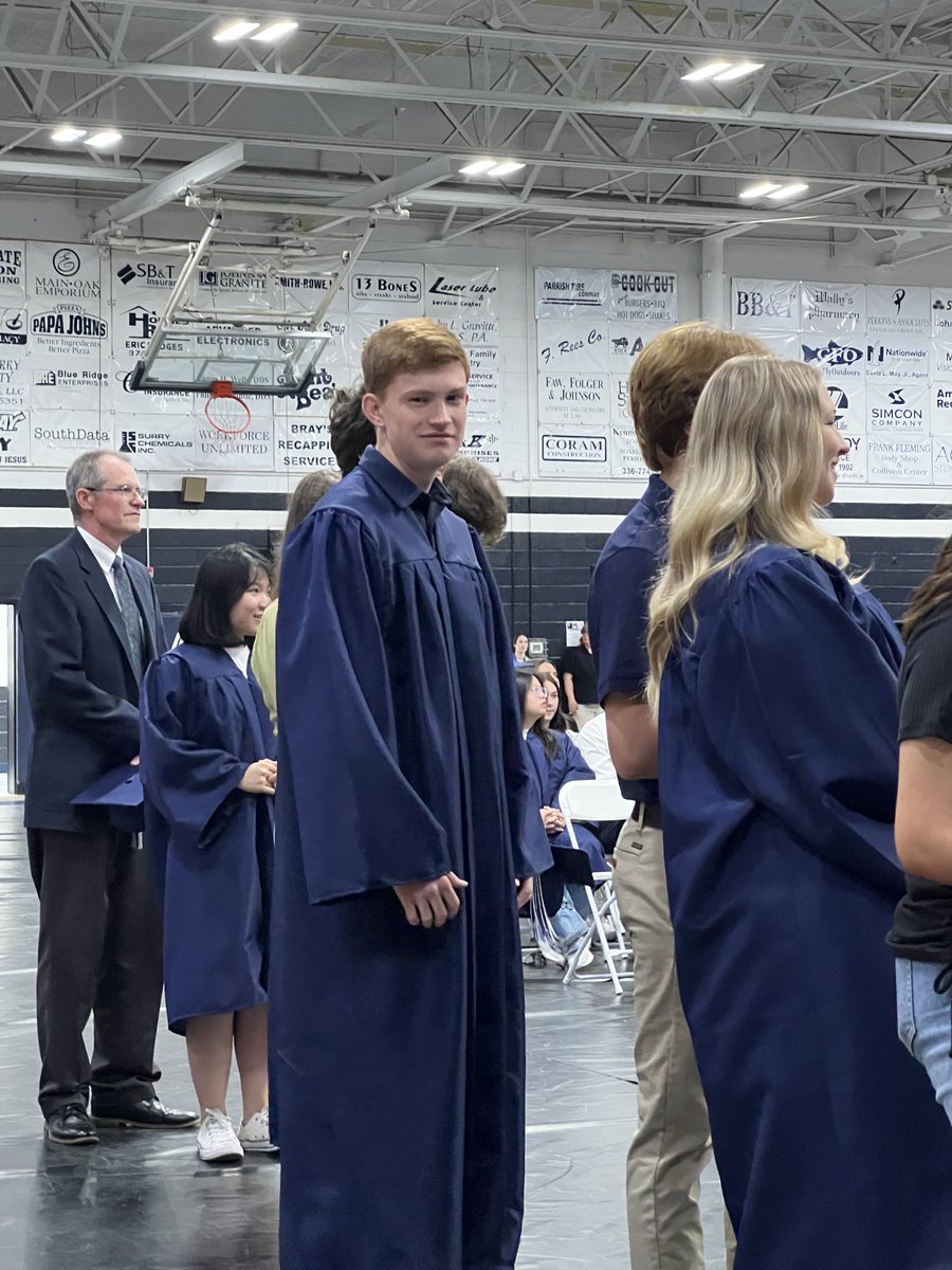 TTmorrison's tweet image. final days have begun for Eli &amp;amp; Class of ‘22! #wherediditgo 🐻🎓