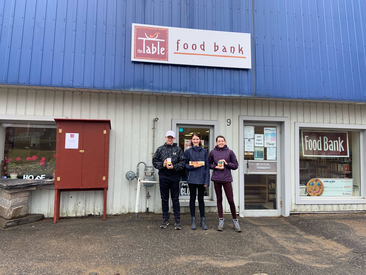vkgreerps's tweet photo. So proud of our @vkgreerps community today as we wrapped up our #SpringFoodDrive. We are grateful for all of the generous donations from our VK families. #ViperWay #Kindness #VKCares https://t.co/GkIXwjnStK