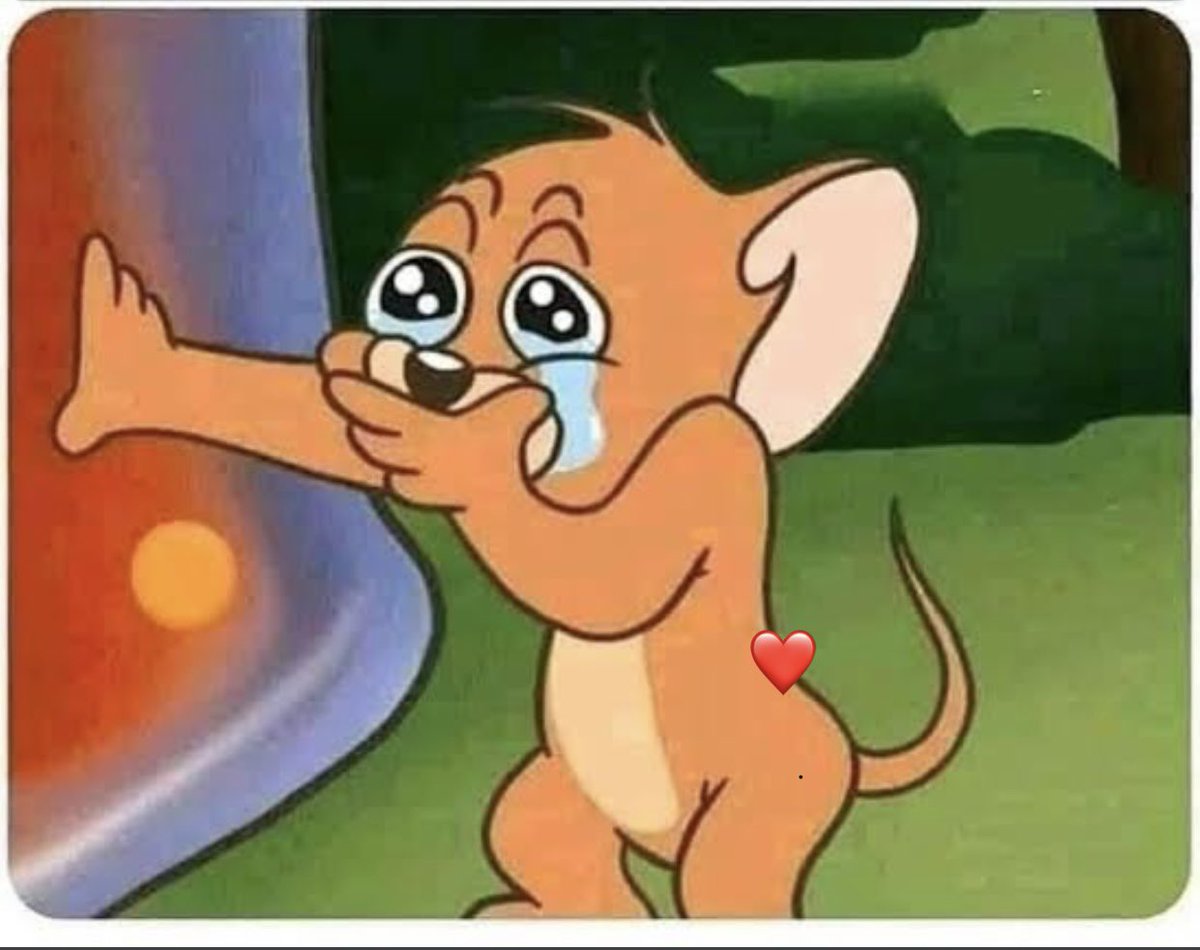 adilsere's tweet photo. *Alia and Ranbeer posts their wedding pictures on social media*

Everyone out there on their stories> https://t.co/SzzOpepzQs
