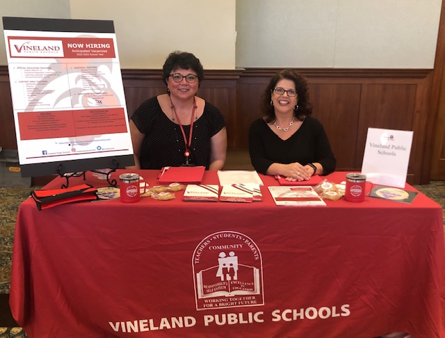 Vineland Public Schools is at Rowan University's Education Expo today! Come visit our table from 10am-2pm and learn more about working in our amazing school district. 
Current employment opportunities can be found here: applitrack.com/vineland/onlin…