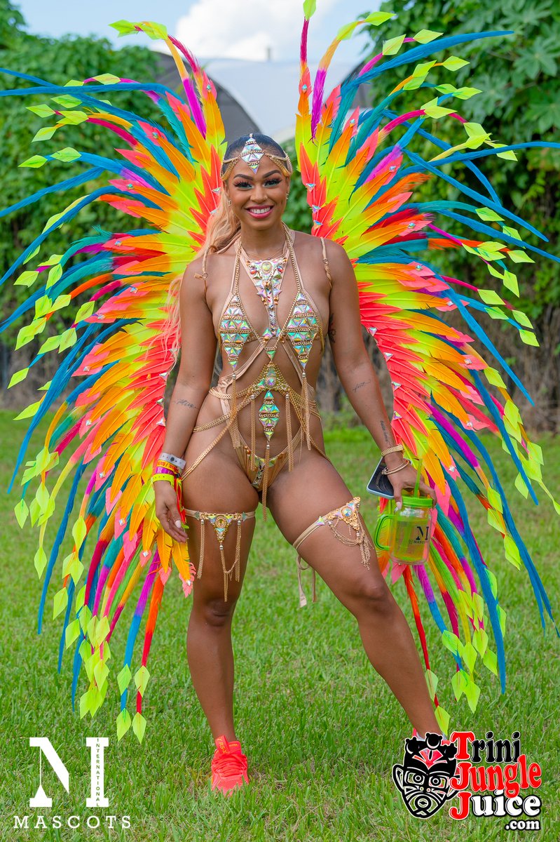 MascotsIntl's tweet photo. How she sweet so?๐๐
๐ธ @junglejuiceintl
#MascotsIntl #MascotsInternational #ElectrikEnergy #MiamiCarnival #MiamiCarnival2021 #Miami #Costume #Costumes #Mood #Carnival #Travel #USA #TBT #Design #Sexy #Bikini #ThrowBackThursday #Soca #Swimsuit https://t.co/ChFqJYCKKC