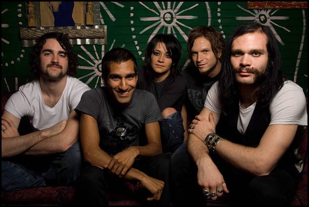 flyleafmusic's tweet photo. “Clinging to your youthful truth you'll find that you've nothing to lose.”

#flyleaf #flyleaffamily https://t.co/QeY2PvCibZ