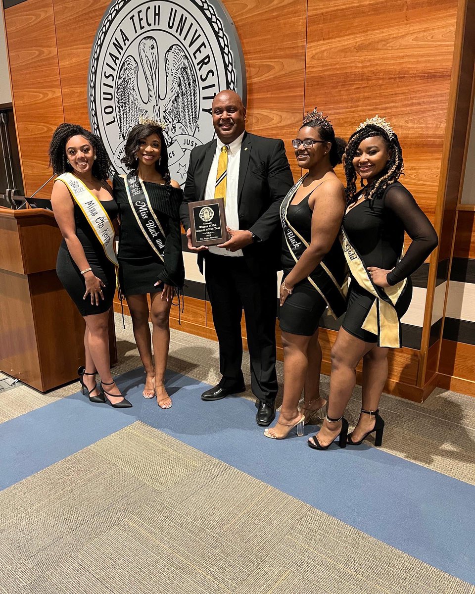 This past weekend, The brothers of HK hosted their 51st Annual Reunion banquet at. It was great to come together and fellowship with brothers old and new. A special award was presented to charter member and Pioneer, Bro. Fred Neal for his continued dedication to the chapter. #HK