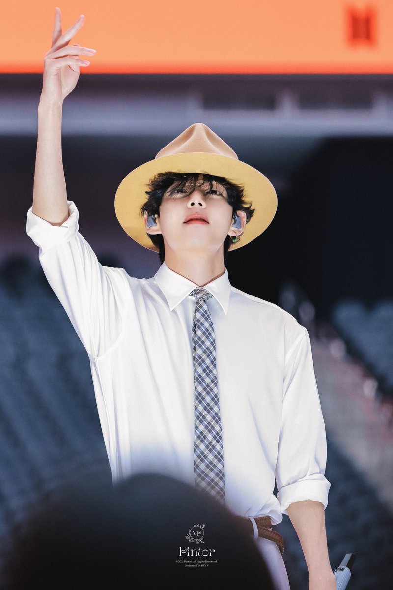 V_Pintor__'s tweet photo. 「HD」220409 PTD ON STAGE LV Day-2 #PTD_ON_STAGE_LV #태형 #TAEHYUNG #BTSV #KimTaehyung #BTS  
@BTS_twt https://t.co/rRjeaZL42P