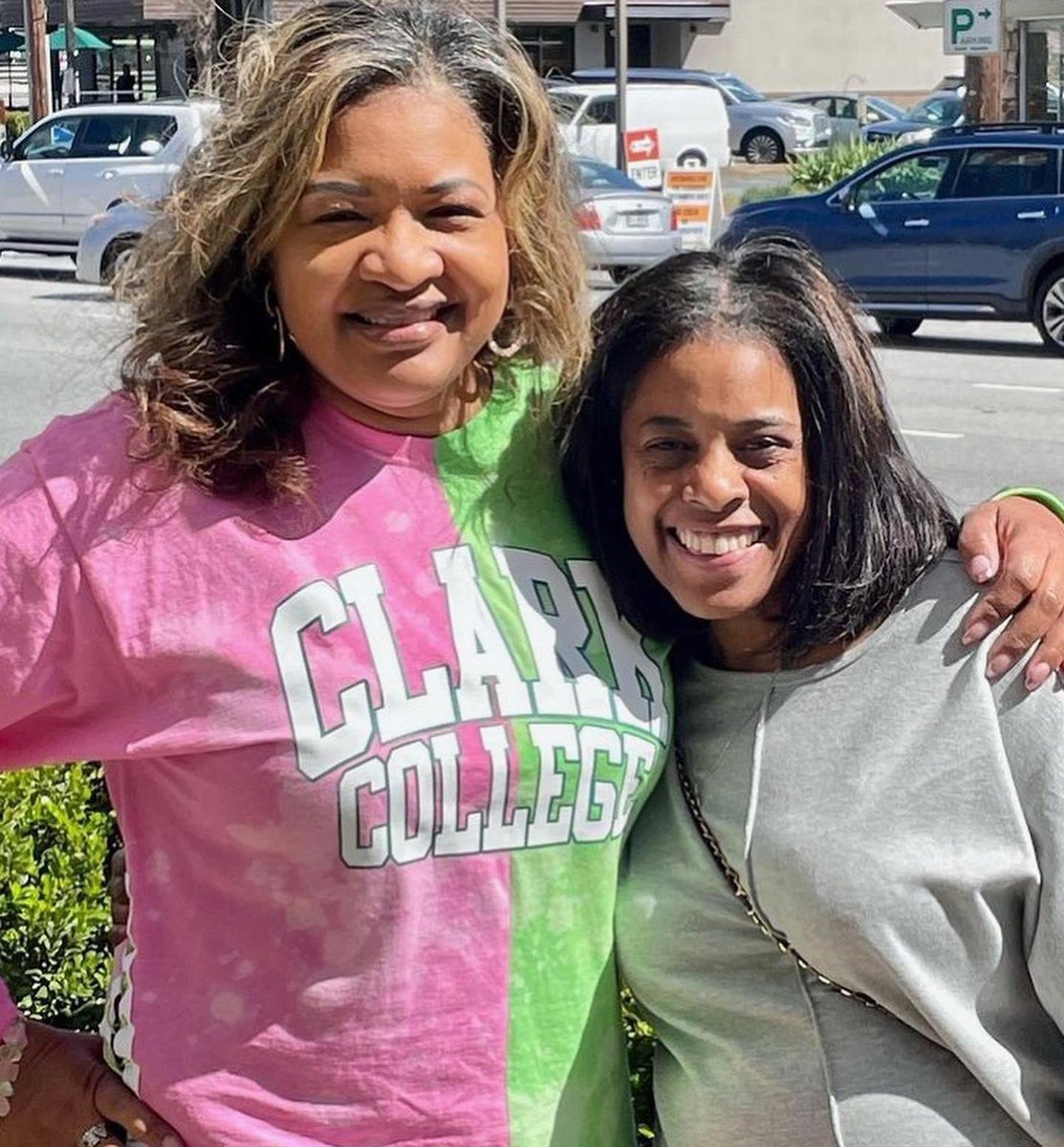 camicolaceUSA's tweet photo. Congrats to the #classof2022 π Are you taking graduation pictures? Make them unique!! π₯°πOrder your #CamiCoLace TODAY, now with FREE SHIPPING. What school you repping ?!? #fashiondesigner #hbcugrad #classof2022 #customshirts
#handmade #co2022 #graduationpictures #photoshoot https://t.co/MZkOYZLLl1