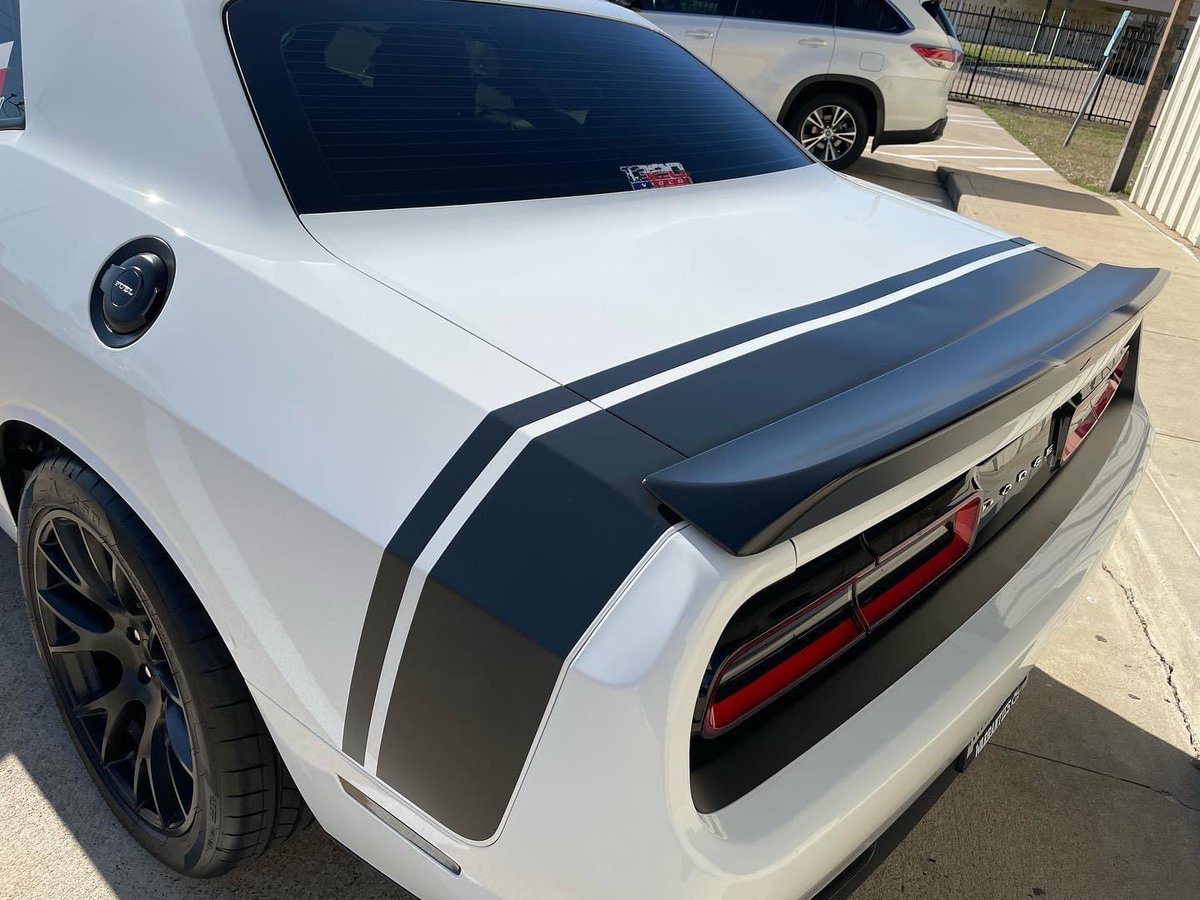 ROYZWINDOWTINT's tweet photo. Full @glassparency Graphene coating on this beautiful beast! Shines better than the day it was new!
#royzwindowtint #llumarwindowfilm #llumar #llumarfilms #llumarfilm #cars #carlifestyle #windowtint #windowtintshop #windowfilm #windowfilms #houston #houstontx #cypress #cypresstx https://t.co/VHOeNHqyjM