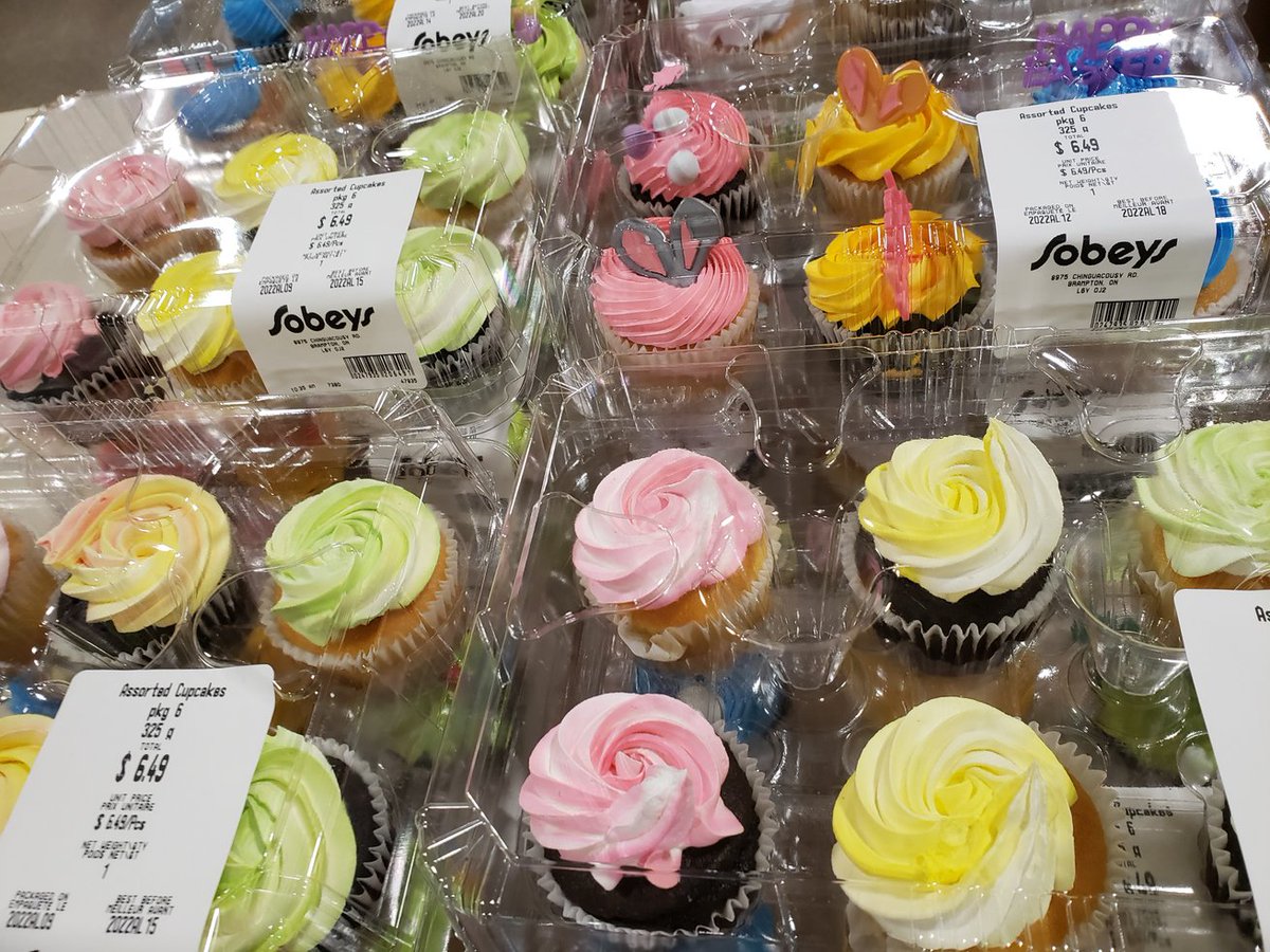 CoOpDSSS's tweet photo. Easter is in the air and what a sweet co-op placement this is @sobeys 

Happy Easter @davidsuzukiss fam https://t.co/3GLJ8WZFll