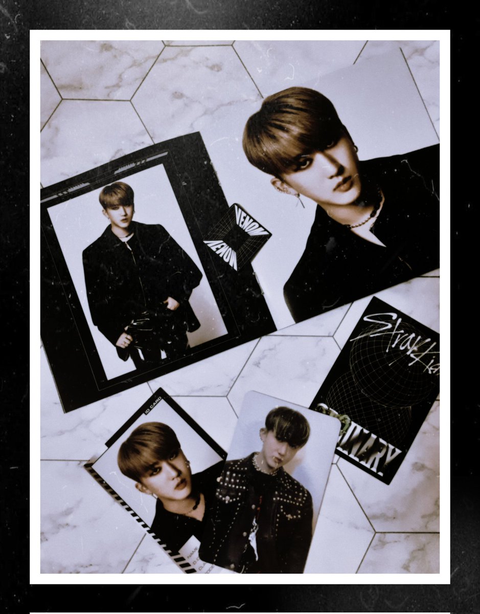 ivy_kim28's tweet image. Left : before the edit 
Right : after the edit
I think I did a good work on it... Ins just few minutes lol
#StrayKids #changbin #thebestrapper #dwaekki