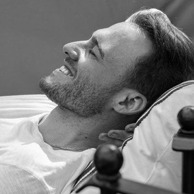 LeBursin's tweet photo. #NuovaFotoProfilo https://t.co/3LtBcYI6Ni
