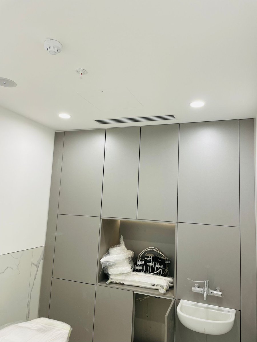 CompleteAir's tweet image. Delighted to hand over another Therapie in the UK, Canterbury. As you can see from the pics really neat installation work from the team.
.
Feel free to contact us for air conditioning installation work in the UK we would be more than happy to assist. #completeairuk
#fujitsu