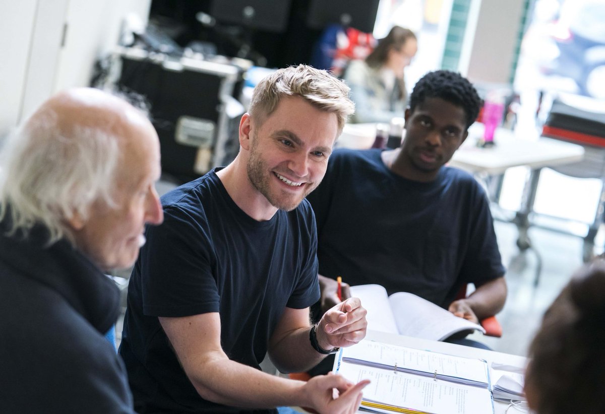 Do you fancy joining @AdamPenford for a workshop on acting through song?

Whether you’re a trained musical theatre performer looking to brush up on your skills, or an actor who gets asked to sing in drama, this class is for you.

Apply here for Thu 28 Apr: bit.ly/3f26AlP