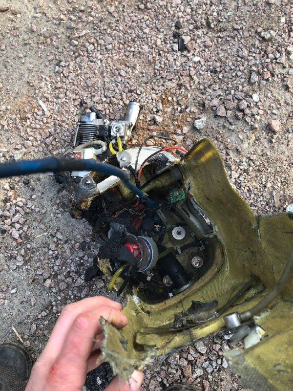 Liveuamap's tweet photo. Ukrainian army shot down Russian Orlan-10 drone over Kharkiv with Zu-23 https://t.co/hRPT2g8uK3  #Ukraine https://t.co/G83x623vI2