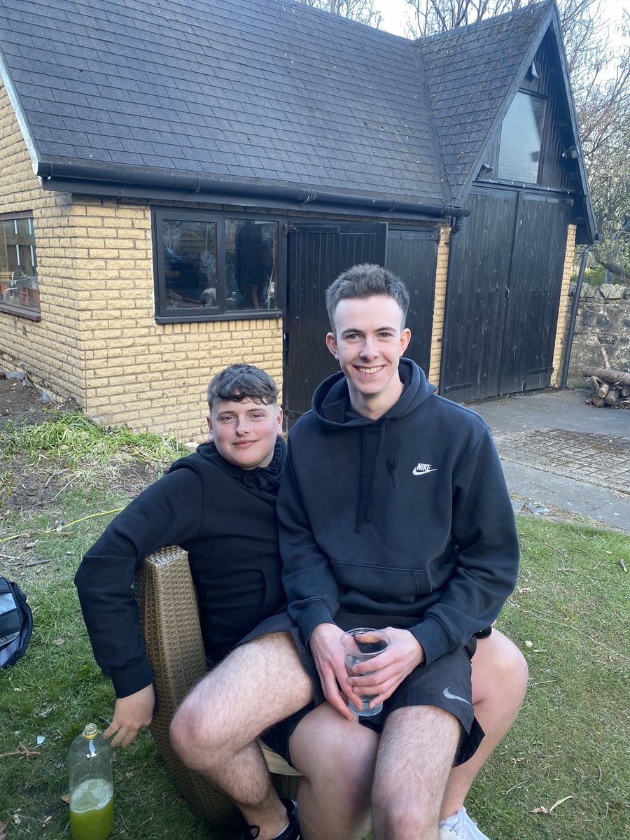 Ryanmcleodd's tweet photo. Happy birthday @RuariHill_ hope you have a class day and I’ll see you when am home 🎉🥂🧡 https://t.co/sk1Cel1LnP