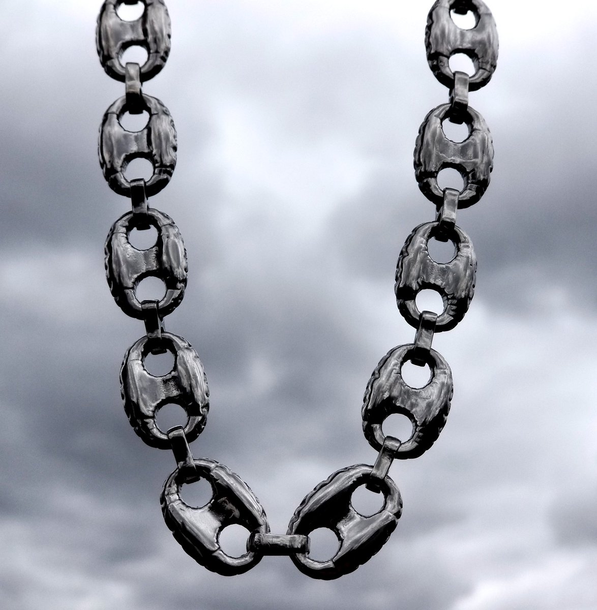 What would your dream Smirc &amp; jewelry look like?  👀 
#NFTdrop #NFT