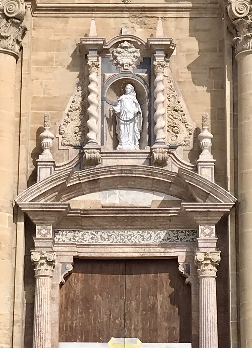 ld_antoni's tweet photo. #JuevesDeArquitectura desde la #Catedral #Basílica de Santa María, en #Tortosa
@patrimonigencat #jaspe #brocatel https://t.co/ST2ClA4GpN