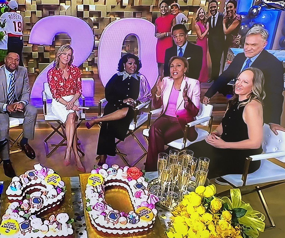 CindyBrunsonAZ's tweet photo. So cool to start my day watching @GMA celebrate the incomparable & awesome @RobinRoberts #RobinGMA20 Her preceding 15 yrs at @espn are what inspired me to follow in her sports broadcasting footsteps & to Bristol myself. TY Robin for always being authentically you😘 #SeeHerBeHer https://t.co/iGNDtBpDIE