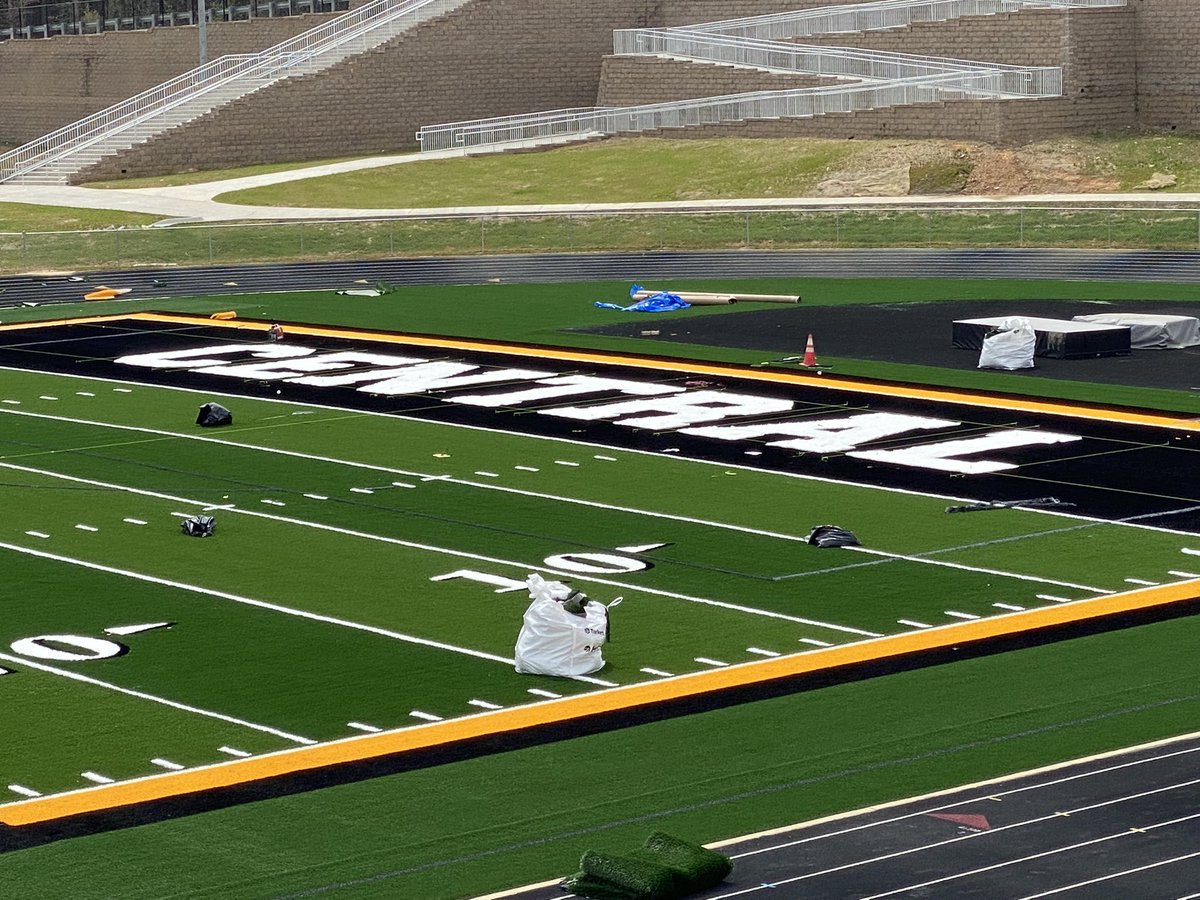 PCoachMetzger's tweet photo. TRUST THURSDAY shout out to our field installation crew. All In FAMILY https://t.co/r1HsSRCXqX