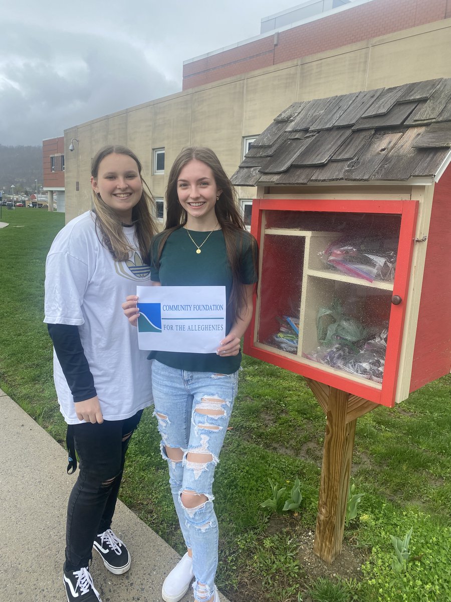 JHS Interact Club tweet media