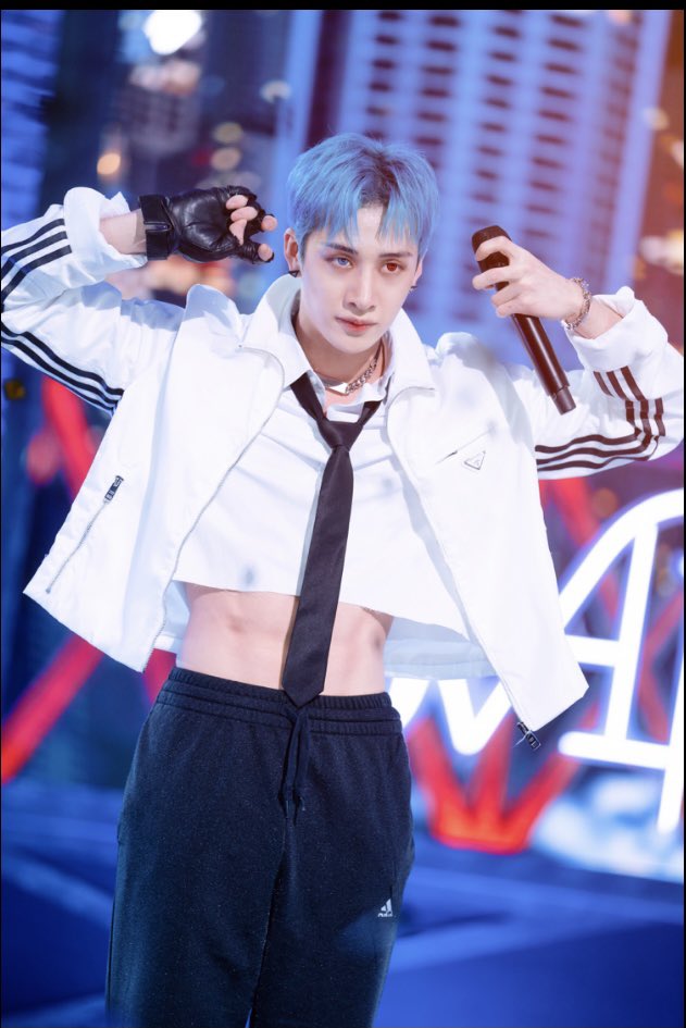 🧭スキズ 出演 情報🧭 4/3インガPDノート写真📸 メンバー別でも多数