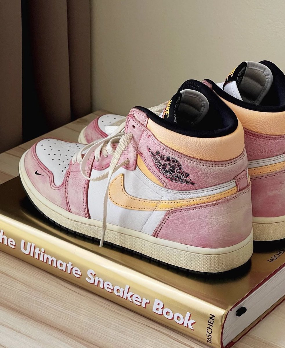 nicekicks's tweet photo. “Chalk” Custom AJ1 High 📝 https://t.co/RrAuE3afRW