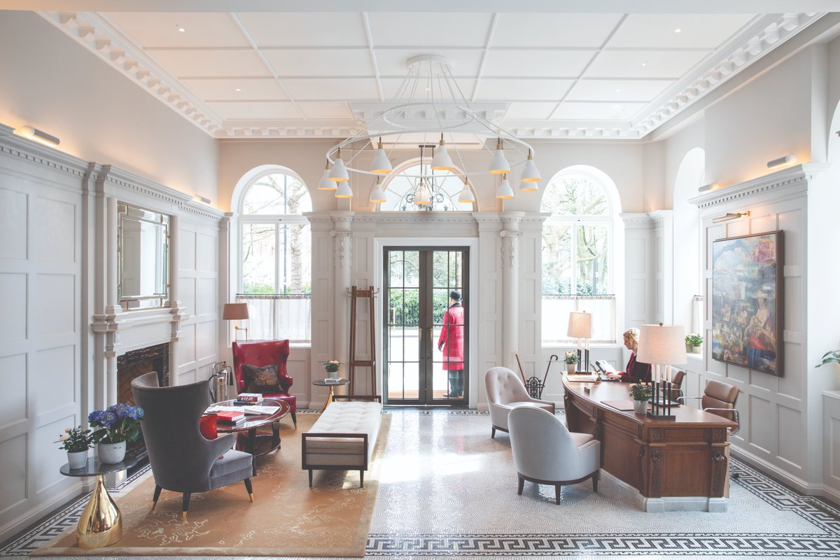 A haven of calm at the crossroads of the city’s most stylish neighbourhoods, The Cadogan A @belmond Hotel, is within walking distance of Masterpiece London, situated perfectly between the luxury brands of Knightsbridge and the artistic heart of Chelsea. belmond.com