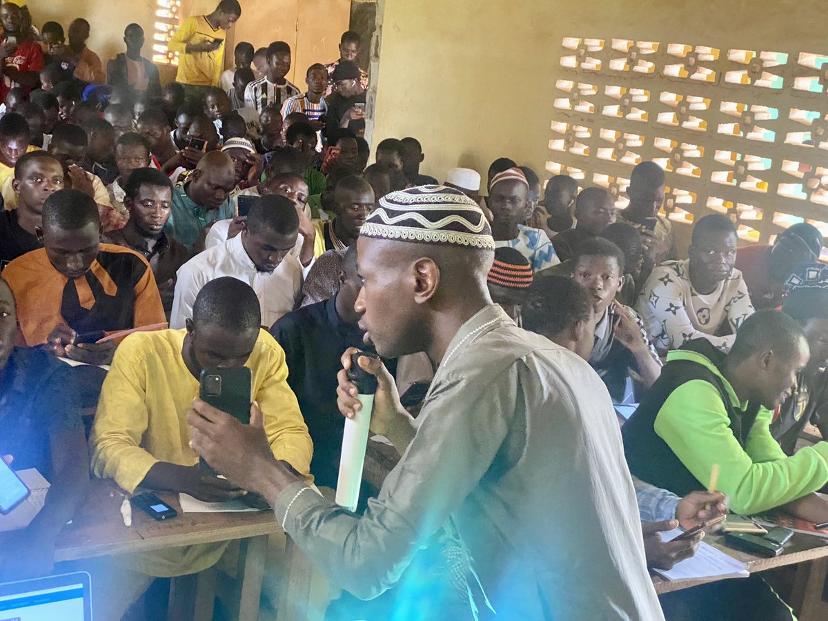 lansanakeita22's tweet photo. #EcoleEtNumerique
#Etape Franco-Arabe
Ils sont plus de 200 élèves de L’Union des Écoles Islamique
Institut Islamique ABOUB SIDIKI de N’zérékoré à suivre le programme de formation école et numérique.
Ce programme est une initiative de #WebZaly https://t.co/v5ZmIArInu
