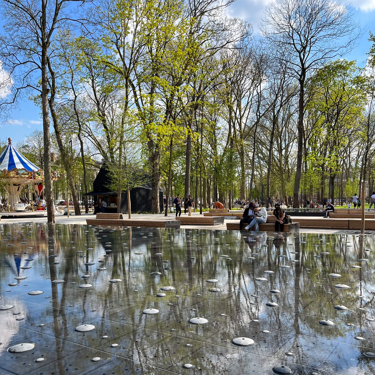 nrjreims's tweet photo. Vous êtes plutôt vacances ou taff en ce moment ? 🧐
Dites-nous tout ça en commentaires ⤵️
#reims #reimsquibouge #reimstourisme #reimscity #villedereims #marne #grandest
#reimstagram #vacances #taff #soleil #nrj #citedessacres https://t.co/ZRB9AXXaSO
