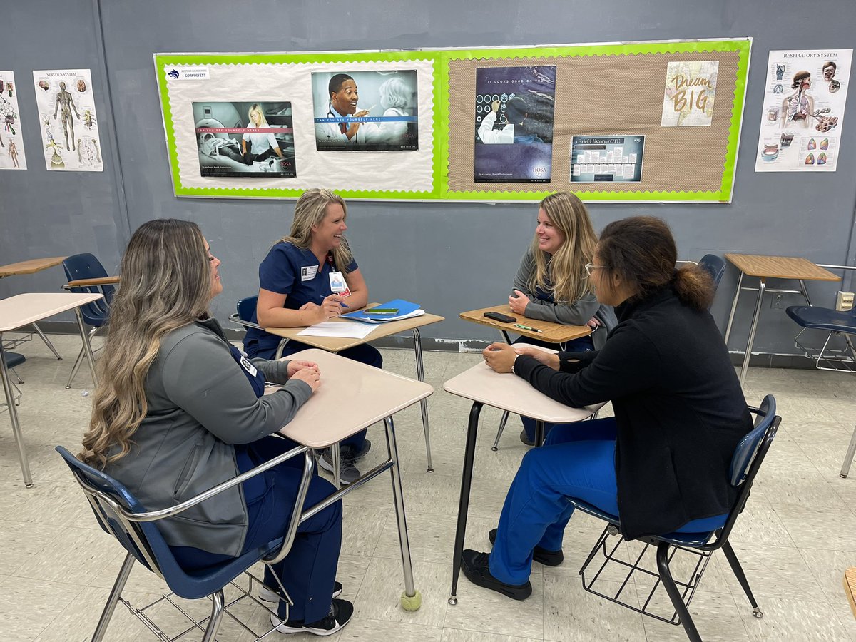 deltona_hsa's tweet photo. Thank you @AdventHealth for coming to talk to our seniors and even interview them on spot for CPCT and EKG positions! So awesome to see the students using their industry certifications that they worked so hard for 👏🏼 #ClassroomtoCareers @DHSHappenings https://t.co/FNpBWypgXf