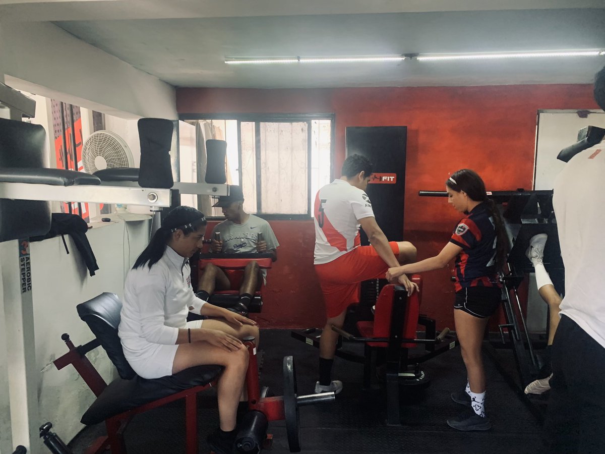 DiablasUJED's tweet photo. Preparación rumbo a la Universiada 2022 del @ConddeMx, Agradecemos el apoyo que nos brindan nuestras autoridades de la @UJED_Oficial @CPRubenSolis @IsaacCisnerosM y el @UjedCeddu https://t.co/cVLeFfjSfd