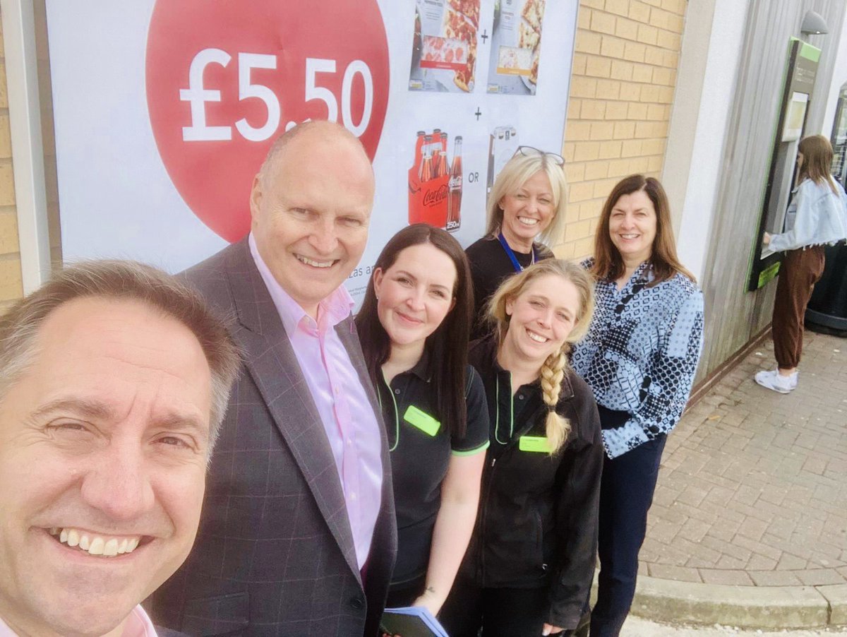 What a fantastic day for myself and the team at Mansfield Road, Ambient change over , Easter bank holiday this weekend, plus a fab visit from @PaulalanDennis ,<a href="/Loooops/">Louise Wardle</a> , Karen &amp; Kevin , so proud of the team for what we have delivered 👌🏻<a href="/Chris_BerryCEC/">Chris Berry</a> <a href="/DenaParsons7/">Dena Parsons</a>