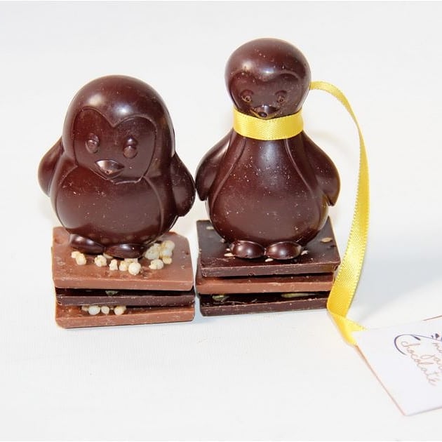 Entendez-vous les cloches🔔? Les bons chocolats du #moulindesmoines et de <a href="/monjardinchoco/">Carine</a> sont en boutique à la <a href="/FrenchCoop/">LesAmisdelaFrenchCoop</a> ! #chocolatbio #chocolat #paques2022 #Paques #asnieres #epicerieparticipative #cooperativealimentaire