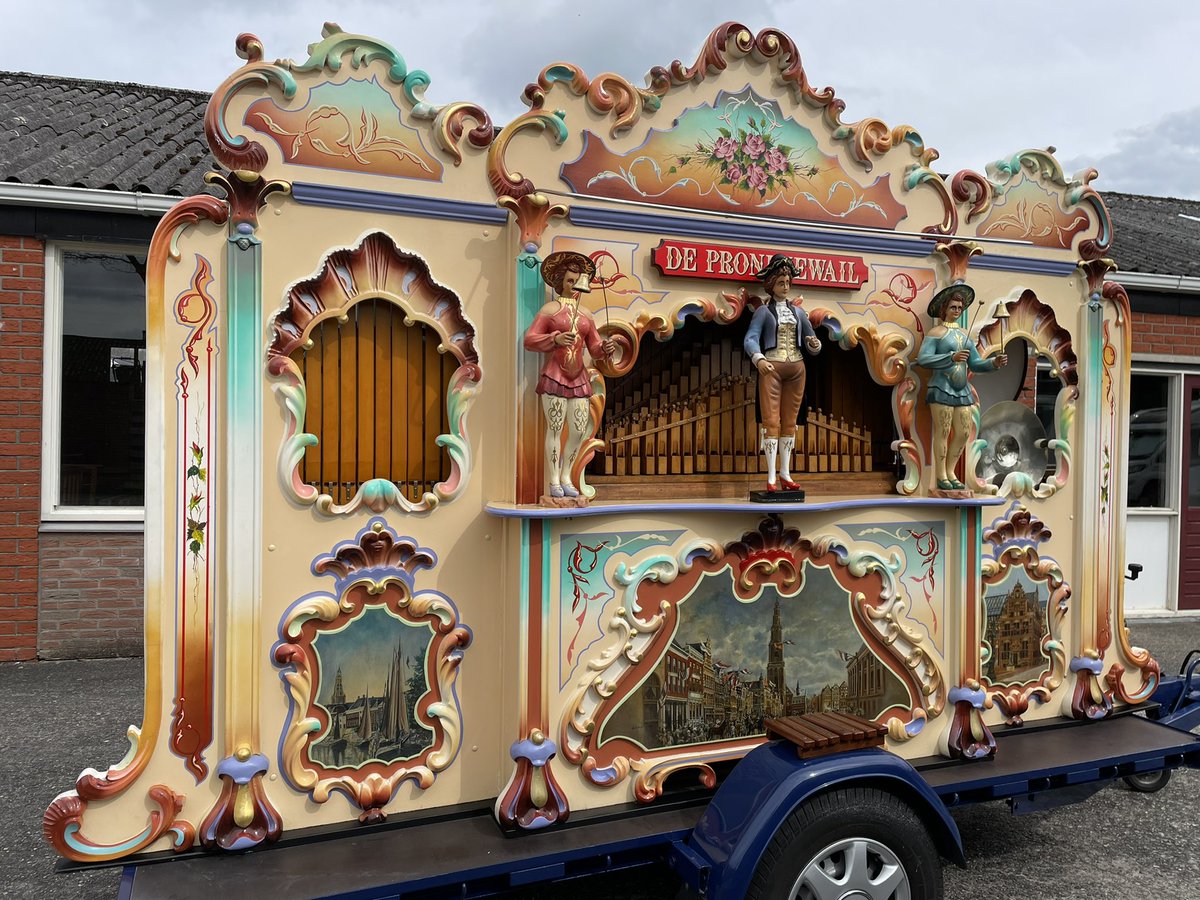 Joristenhave's tweet photo. Alles is weer spik en span 🧽👌🏽 voor morgen: #bloemenjaarmarkt in Groningen! 🥳🎶🌺🌷
Zie we u daar ?
#Draaiorgel #groningen #Pronkjewail #stadsorgel #stadsdraaiorgel #draaiorgelverhuur #orgelman #zuidlaren https://t.co/wEmxBvA1R5
