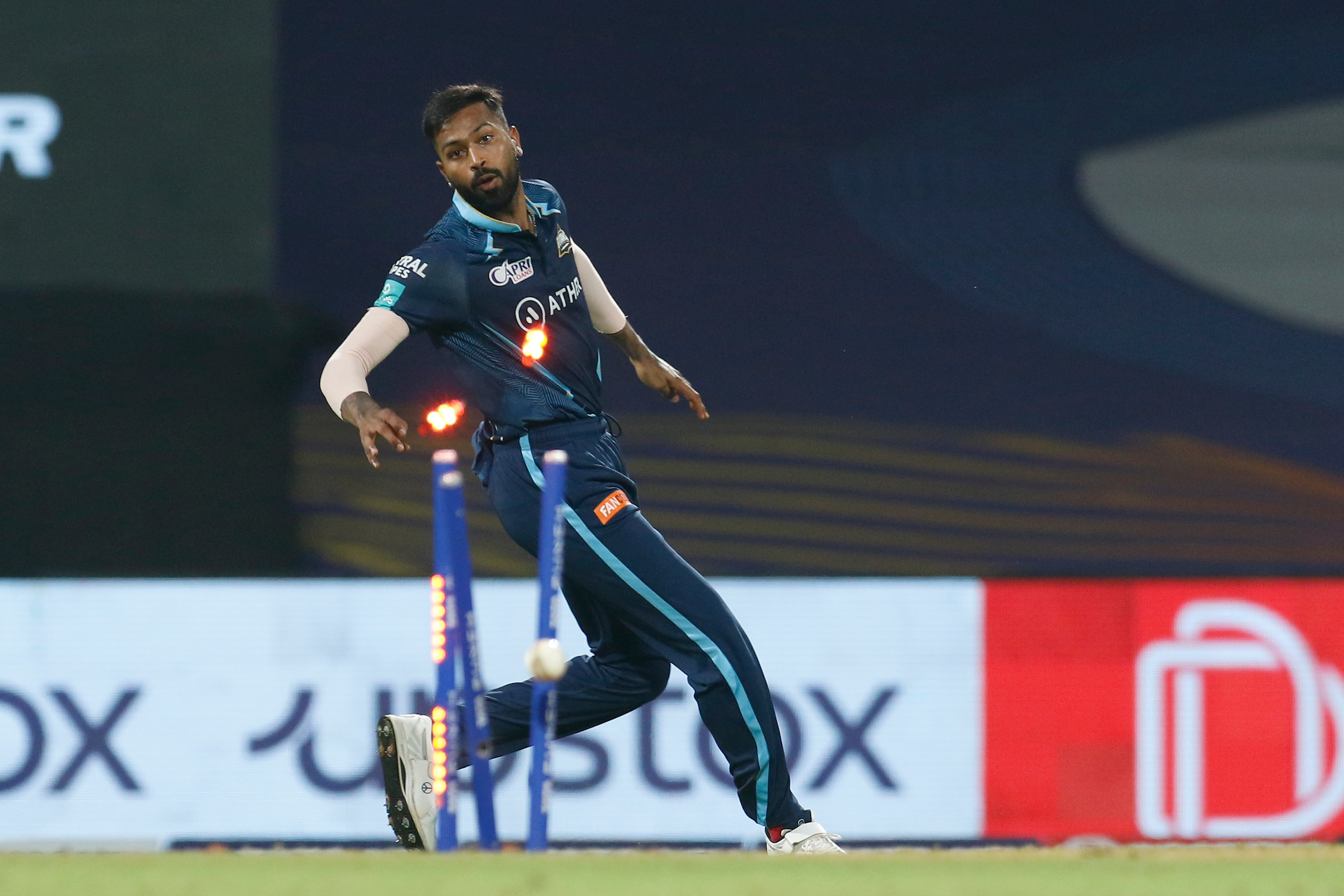 Hardik Pandya and Lockie Ferguson star as Gujarat Titans beat Rajasthan to take the top spot in the table