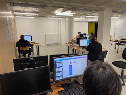 #Atoutsjeunes c'est aussi perfectionner ses outils au #Dôme (merci a notre partenaire) et simuler des entretiens. 📢 Un programme 🔝 pour faciliter le retour  à l'emploi <a href="/TualXavier/">Xavier Tual</a> <a href="/OlivierPre/">Olivier PRE</a> @poleemploi_RCVL