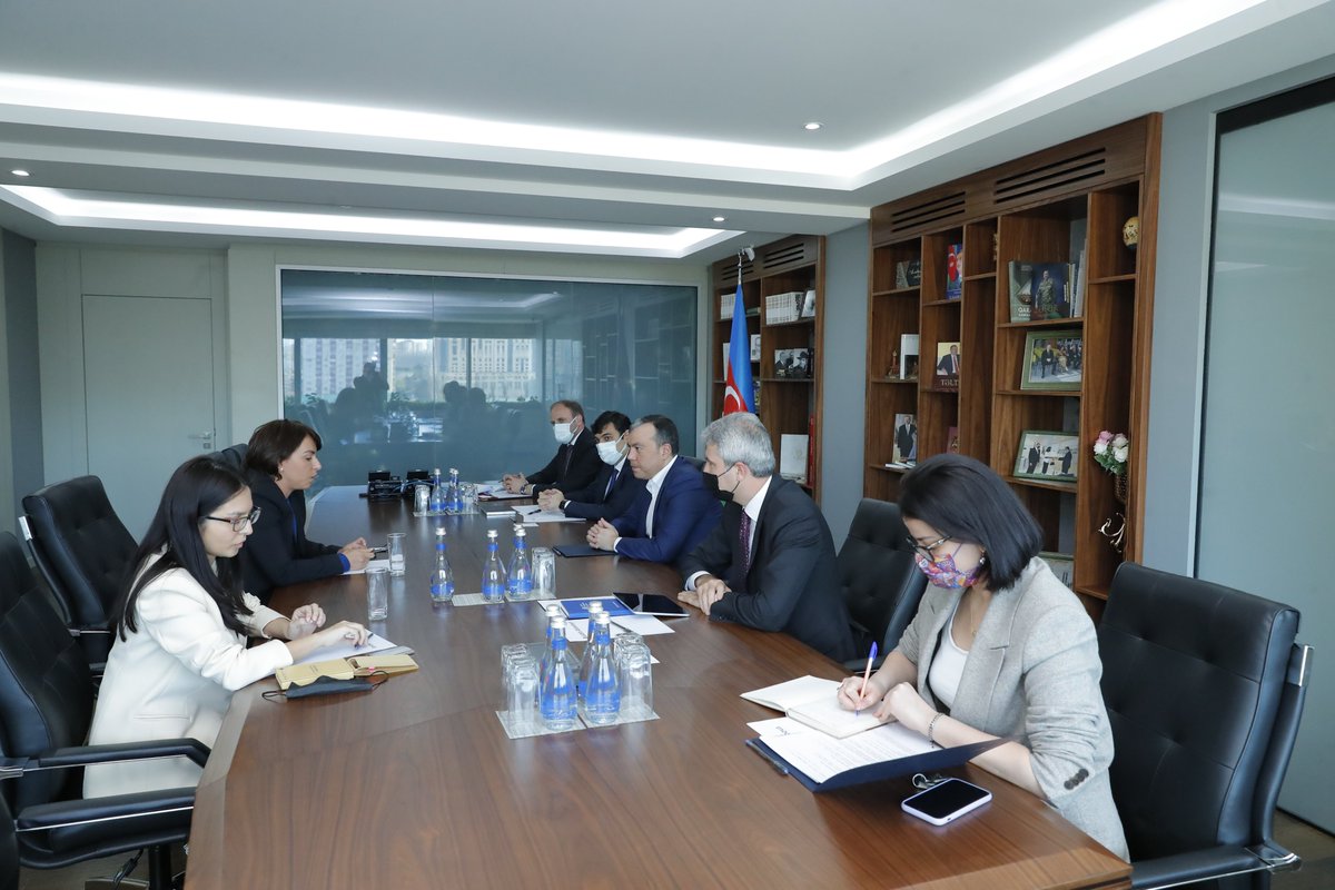 sosial_gov_az's tweet photo. #Əmək və Əhalinin #Sosial Müdafiəsi Nazirliyində Azərbaycan-Fransa Ticarət və Sənaye Palatasının heyəti ilə görüş olub. 

Ətraflı: https://t.co/4YkRPVfJsr

#ƏƏSMN #afchamber https://t.co/z1aMGnPW7X