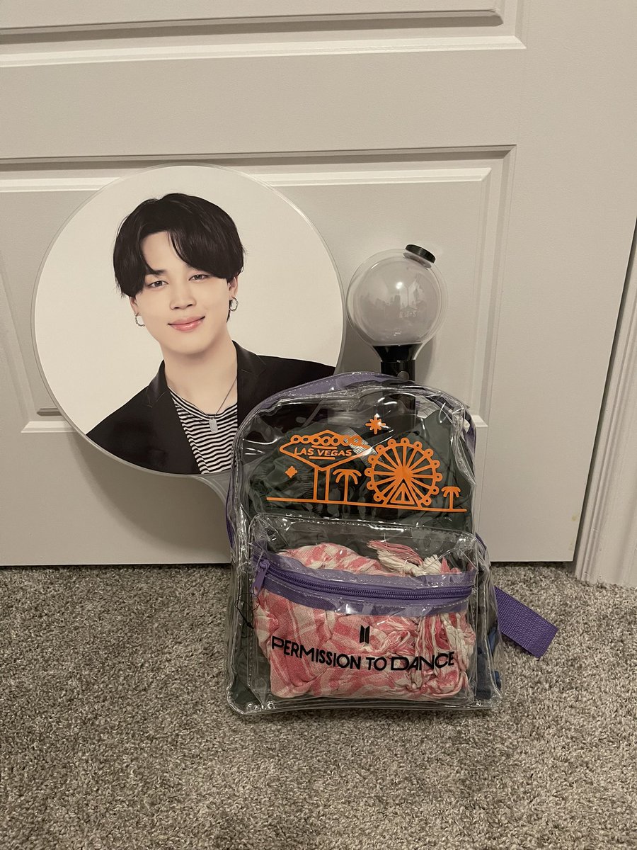 Iamkateyoung's tweet photo. My mom is ready for #Borahaegas #PermissionToDanceOnStagelasvegas #bts 💜💜💜💜💜 https://t.co/PISnSS6zeQ