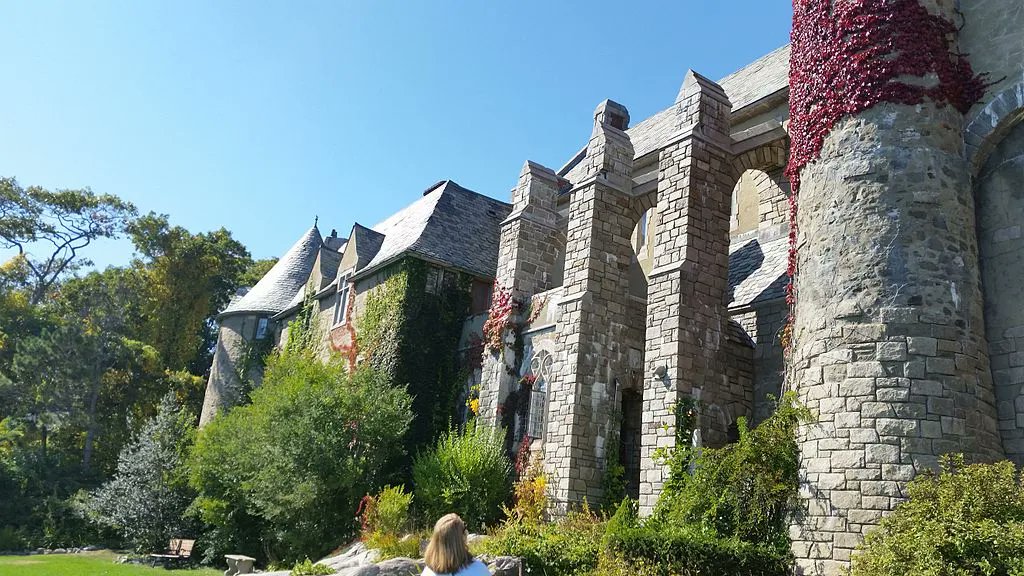 AtlanticVacaHms's tweet photo. Family-fun activities to do in and around Cape Ann during April Vacation Week next week! https://t.co/0bVmJWDeeA https://t.co/WAqxTQRXmb